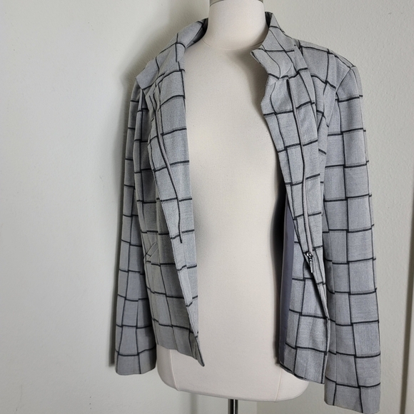 Halogen Jackets & Blazers - Halogen Grey & Black Geometric Blazer